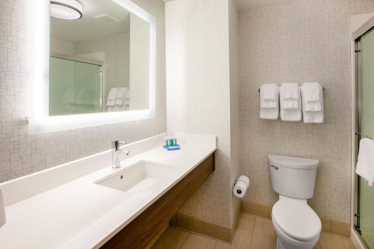 Holiday Inn Express - Blair By Ihg Экстерьер фото